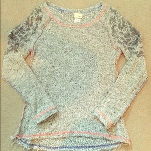 NWOT Daytrip top from the Buckle